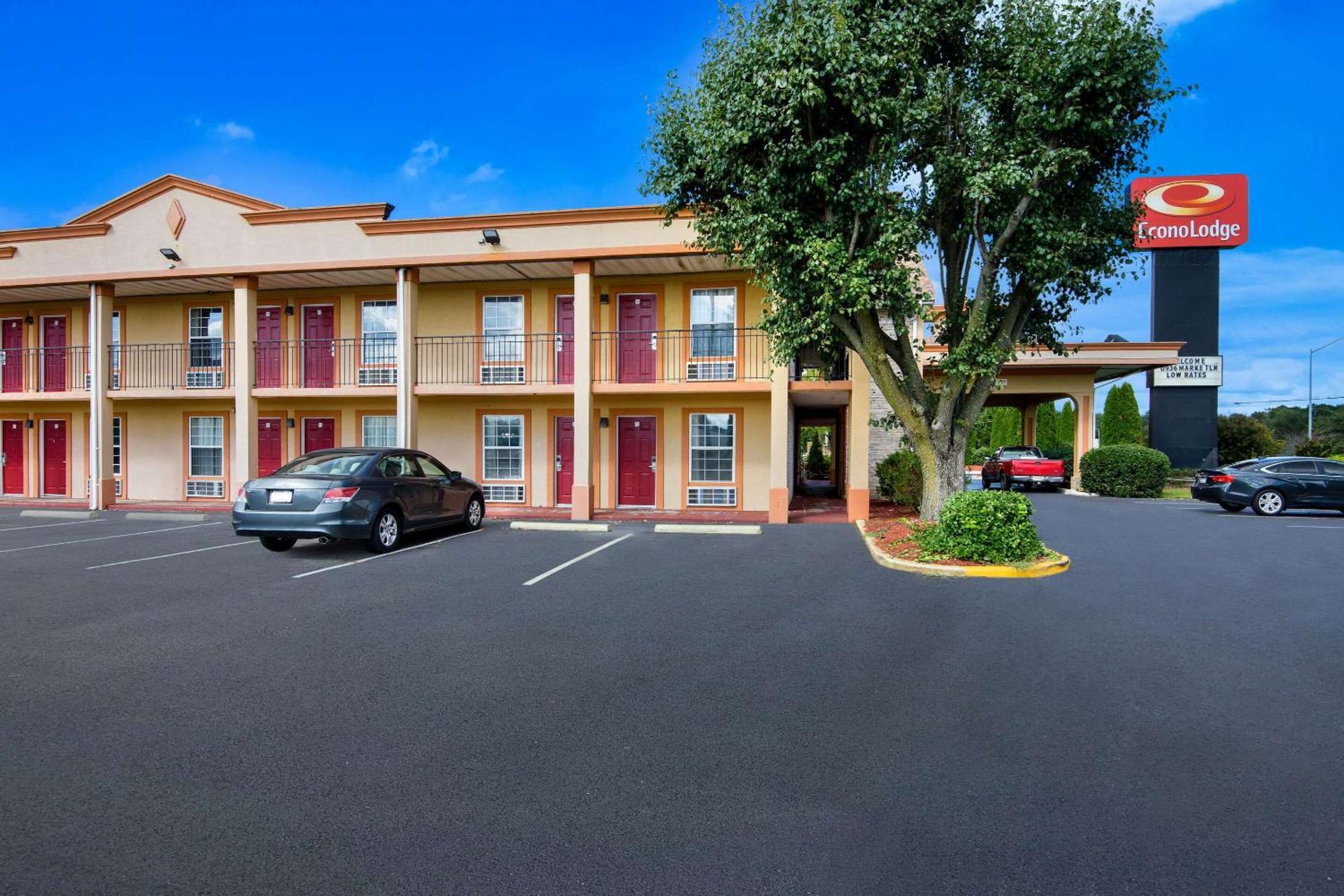 Econo Lodge Princess Anne Exterior photo